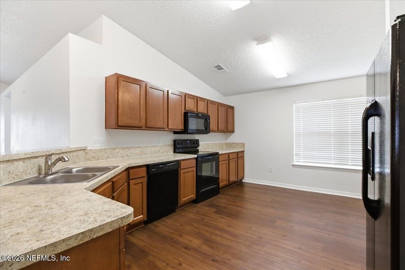 7319 Bunker Ct, Jacksonville, FL 32244