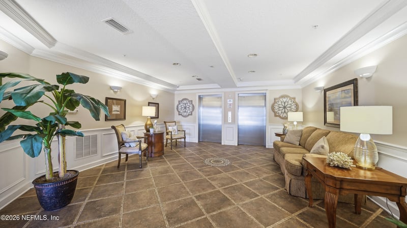 4480 Deerwood Lake Pw #236, Jacksonville, FL 32216