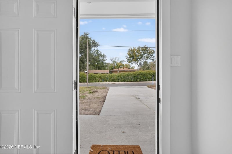 6948 Brandemere Rd, Jacksonville, FL 32211