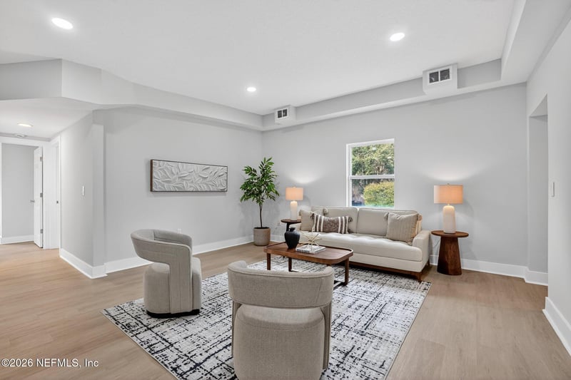 6948 Brandemere Rd, Jacksonville, FL 32211