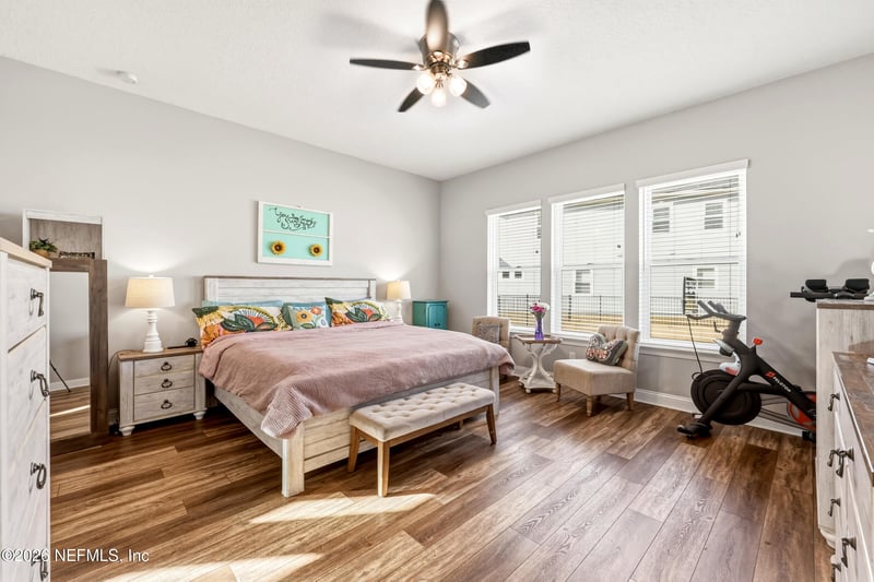 383 Pine Haven Dr, St Johns, FL 32259