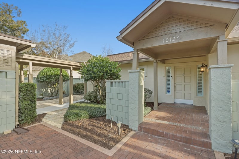 10126 Courtyards Pl, Jacksonville, FL 32256