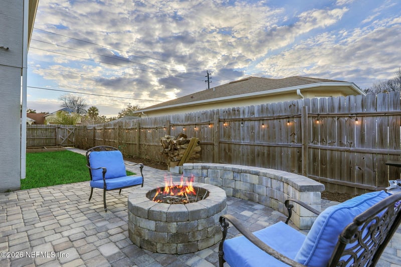 220 Bird Of Paradise Dr, Palm Coast, FL 32137