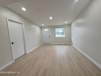 2819 Lauderdale Dr, Jacksonville, FL 32277