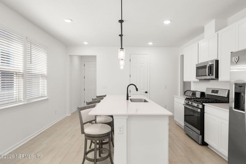 8224 Cedar Run Ln, Jacksonville, FL 32220