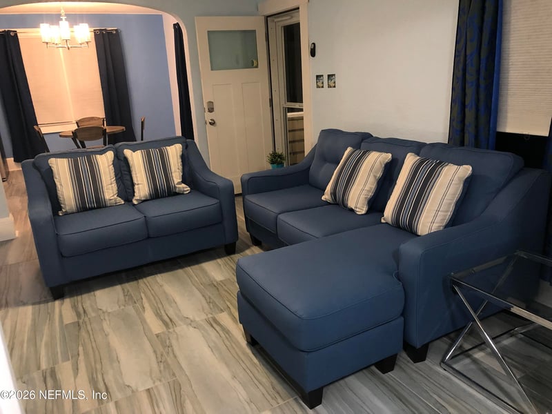 1334 1st St, Jacksonville Beach, FL 32250