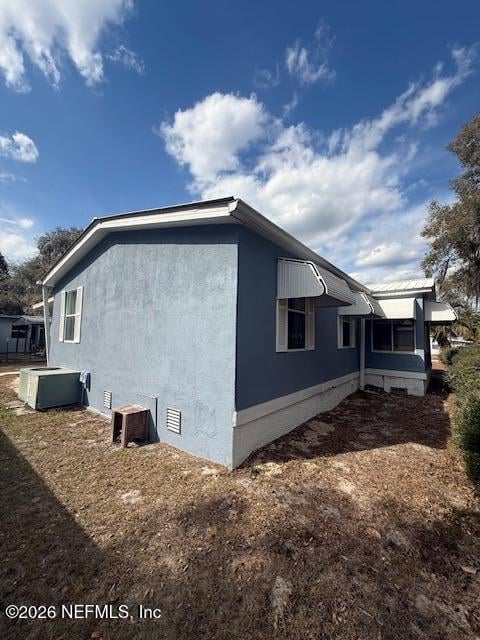 302 Sportsman Dr, Welaka, FL 32193