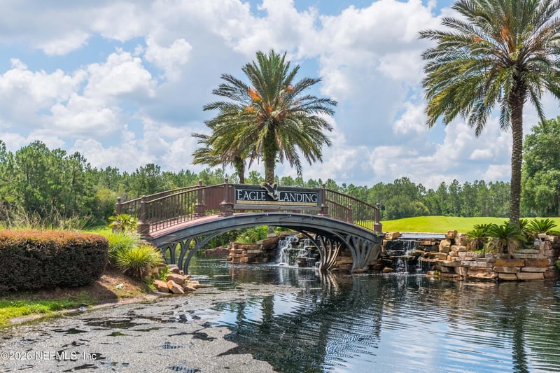 1101 Laurel Valley Dr, Orange Park, FL 32065