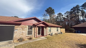 841 Chalmet Ln, Jacksonville, FL 32218