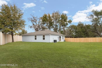 918 Deerwood Cir, Jacksonville, FL 32208