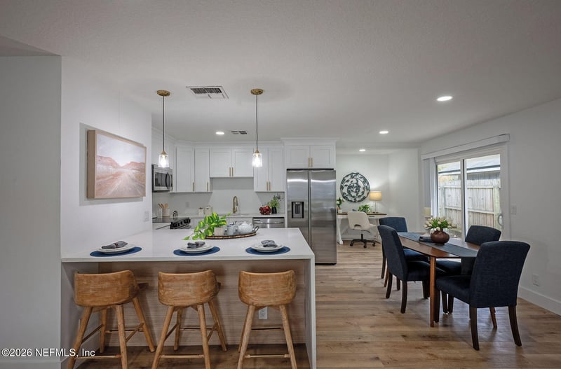 909 17th St, Jacksonville Beach, FL 32250