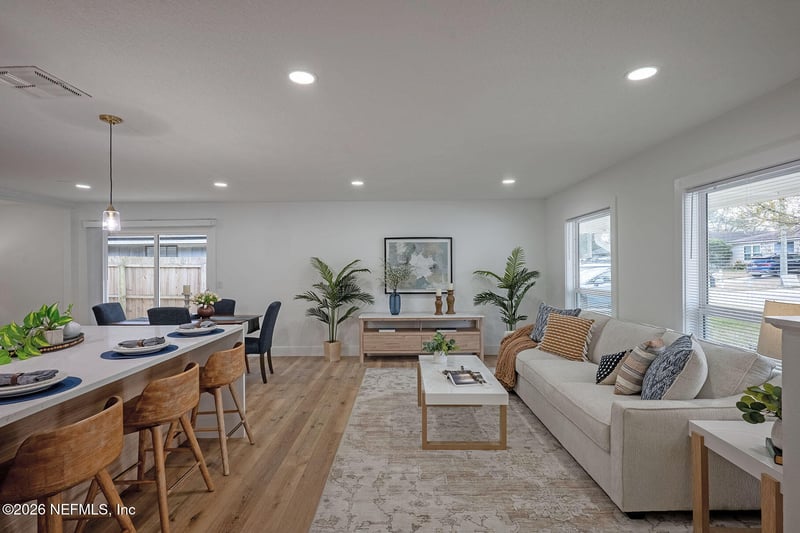 909 17th St, Jacksonville Beach, FL 32250