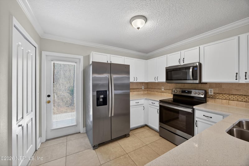 730 Ginger Mill Dr, St Johns, FL 32259