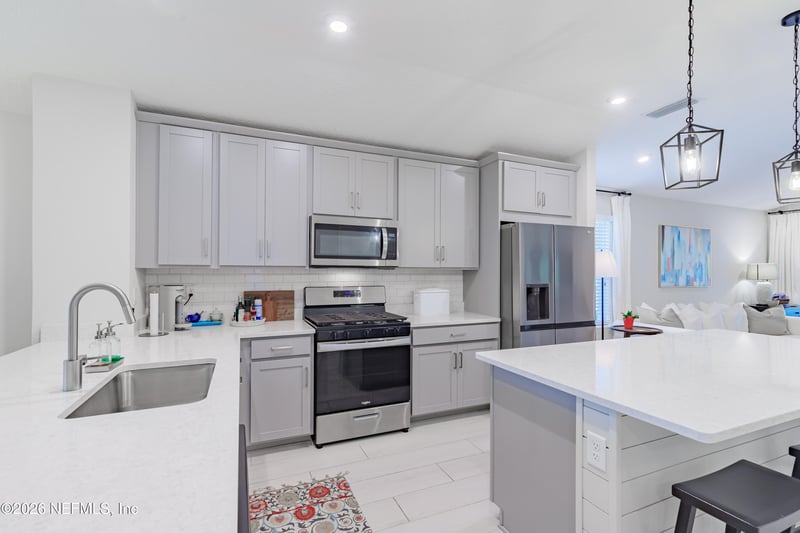 141 Wambaw Dr, St Johns, FL 32259