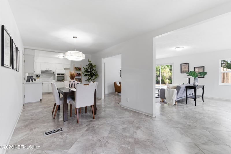 4302 Ish Brant Ct, Jacksonville, FL 32210