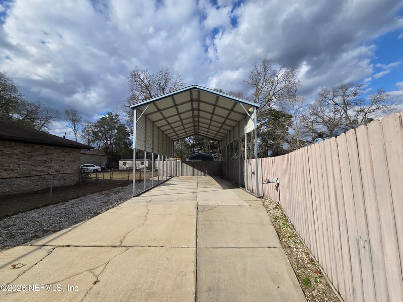 8805 Country Woods Ct, Jacksonville, FL 32222