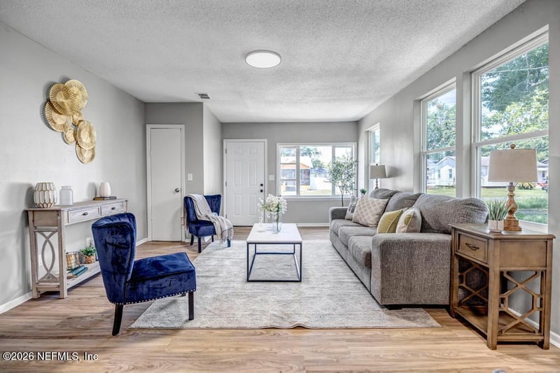 8141 Paul Jones Dr, Jacksonville, FL 32208