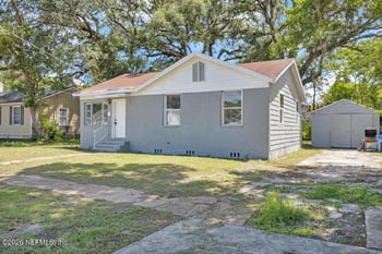 8141 Paul Jones Dr, Jacksonville, FL 32208