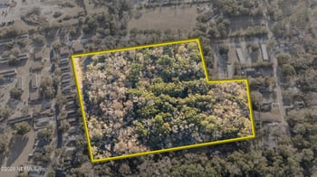 Golfbrook Dr, Jacksonville, FL 32208