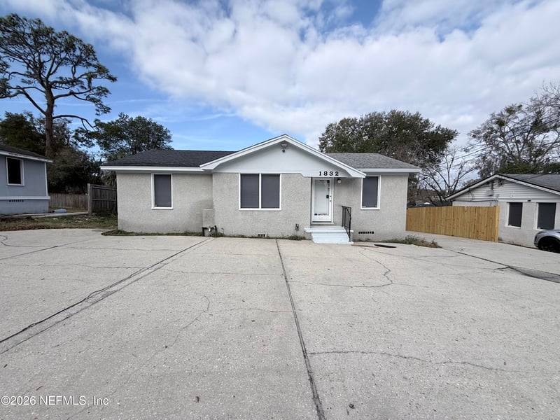 1832 University Blvd, Jacksonville, FL 32216