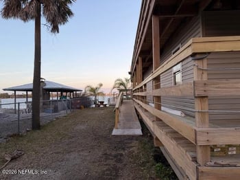 209 Trout River Dr, Jacksonville, FL 32208