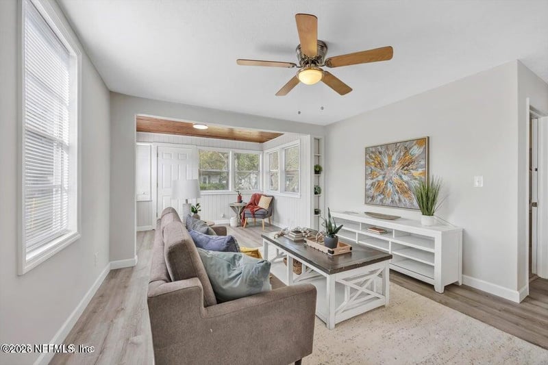 825 Wyolen St, Jacksonville, FL 32254