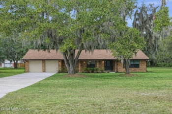 6398 Pine Ave, Fleming Island, FL 32003