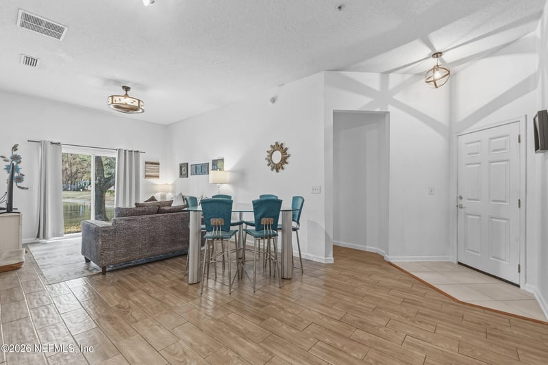 7071 Deer Lodge Cir #103, Jacksonville, FL 32256