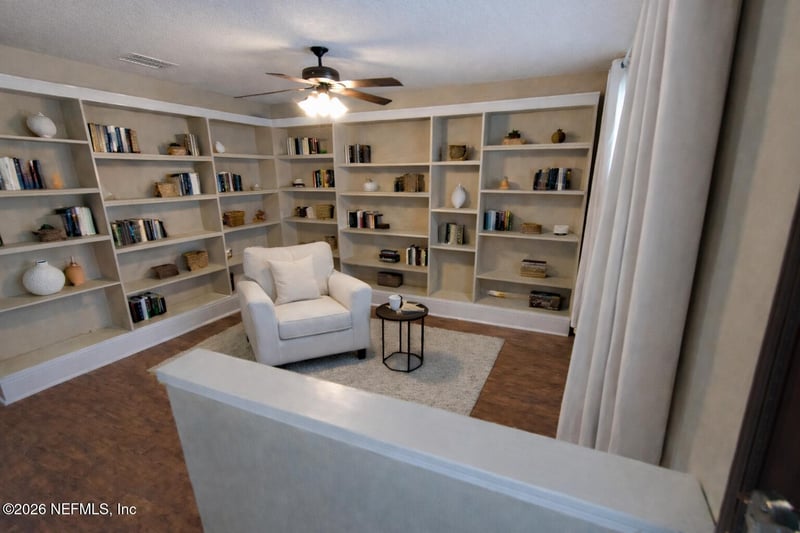 4978 Lofty Pines Cir, Jacksonville, FL 32210