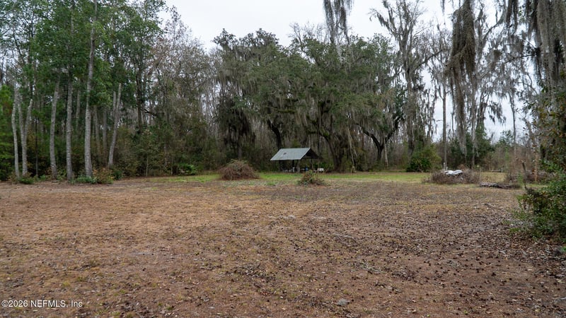 455 River Rd, Palatka, FL 32177