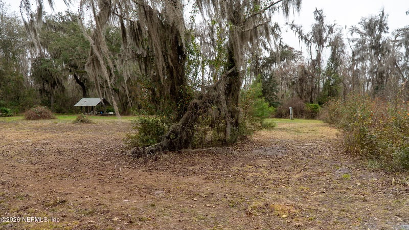 455 River Rd, Palatka, FL 32177