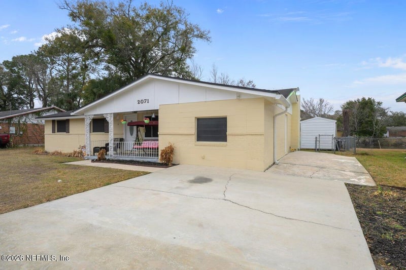 2071 Courtney Dr, Jacksonville, FL 32208
