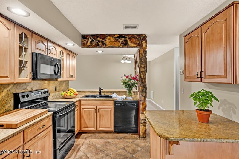 11764 Wattle Tree Rd, Jacksonville, FL 32246