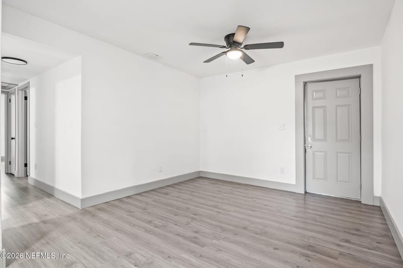 2341 Lake Lucina Dr, Jacksonville, FL 32211