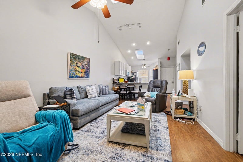 11066 Wandering Oaks Dr, Jacksonville, FL 32257