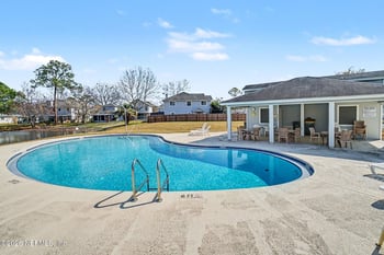 11066 Wandering Oaks Dr, Jacksonville, FL 32257