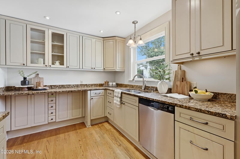 2739 Southwood Ln, Jacksonville, FL 32207