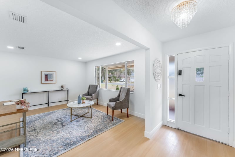 8460 Lynda Sue Ln, Jacksonville, FL 32217