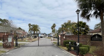 4321 Boat Club Dr, Jacksonville, FL 32277