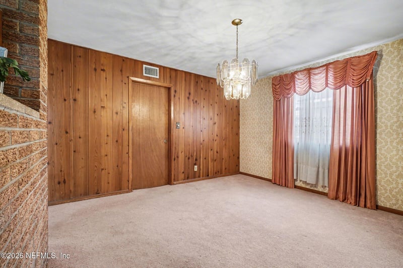 11211 Harlan Dr, Jacksonville, FL 32218