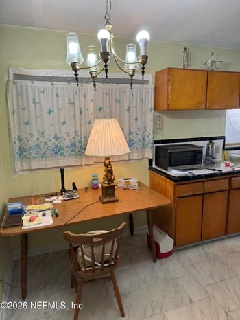 5532 Keystone Dr, Jacksonville, FL 32207