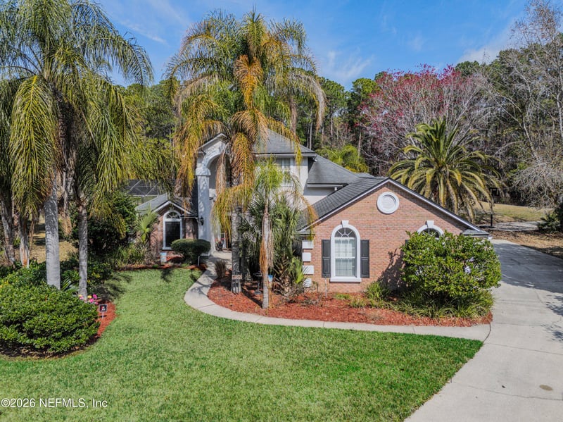 307 Edgewater Branch Dr, St Johns, FL 32259