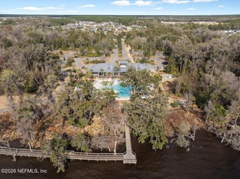 553 Narrowleaf Dr, St Johns, FL 32259