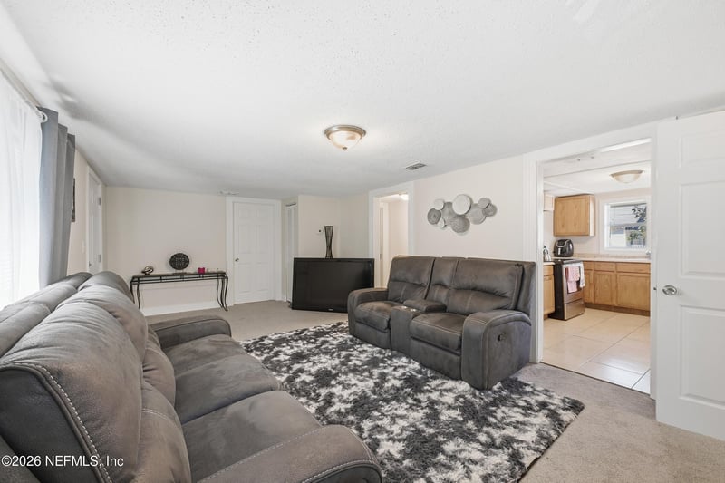 760 Westbrook Rd, Jacksonville, FL 32209