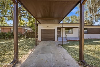 6124 Woodside Dr, Jacksonville, FL 32210