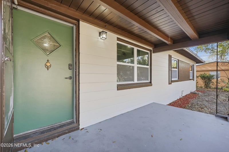 6124 Woodside Dr, Jacksonville, FL 32210