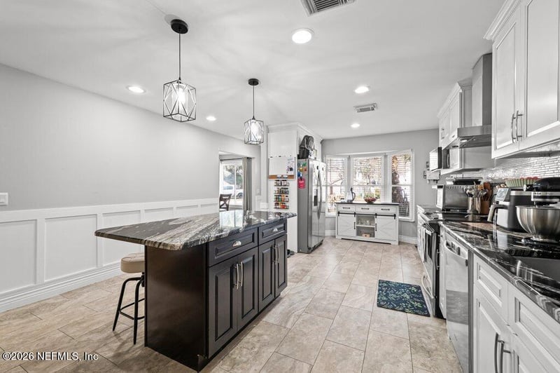 3660 Mandarin Woods Dr, Jacksonville, FL 32223