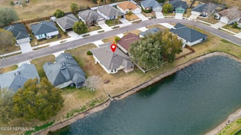 11933 Hayden Lakes Cir, Jacksonville, FL 32218
