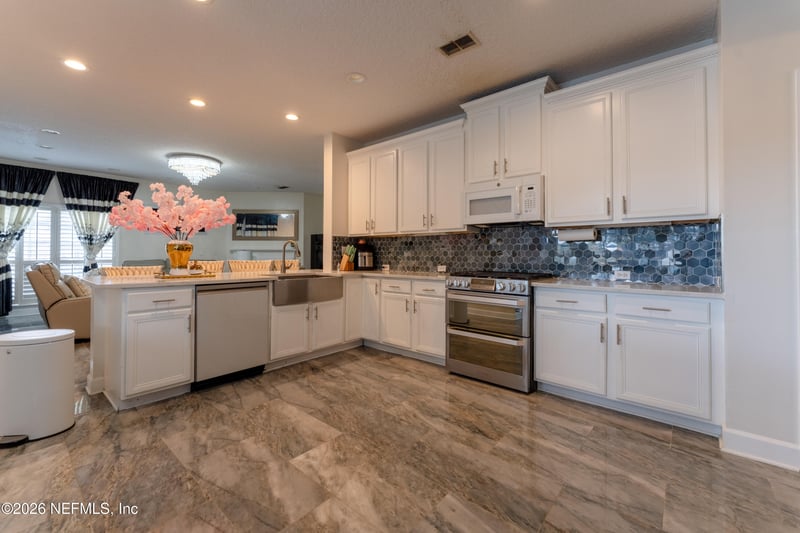 11205 Turnbridge Dr, Jacksonville, FL 32256