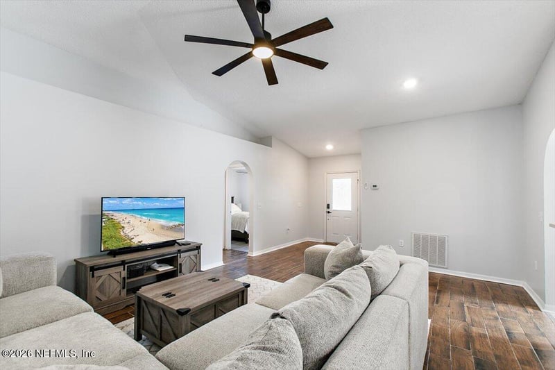 3516 Wentworth Cir, Jacksonville, FL 32277